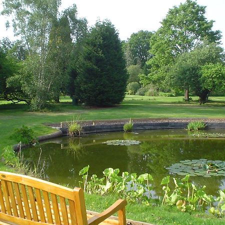 Farnham House Hotel Exteriér fotografie