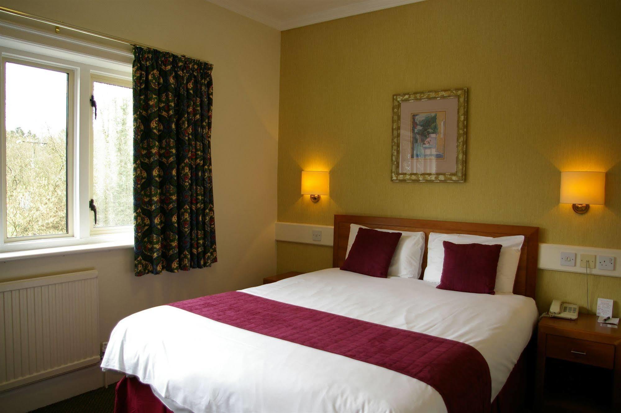 Farnham House Hotel Exteriér fotografie